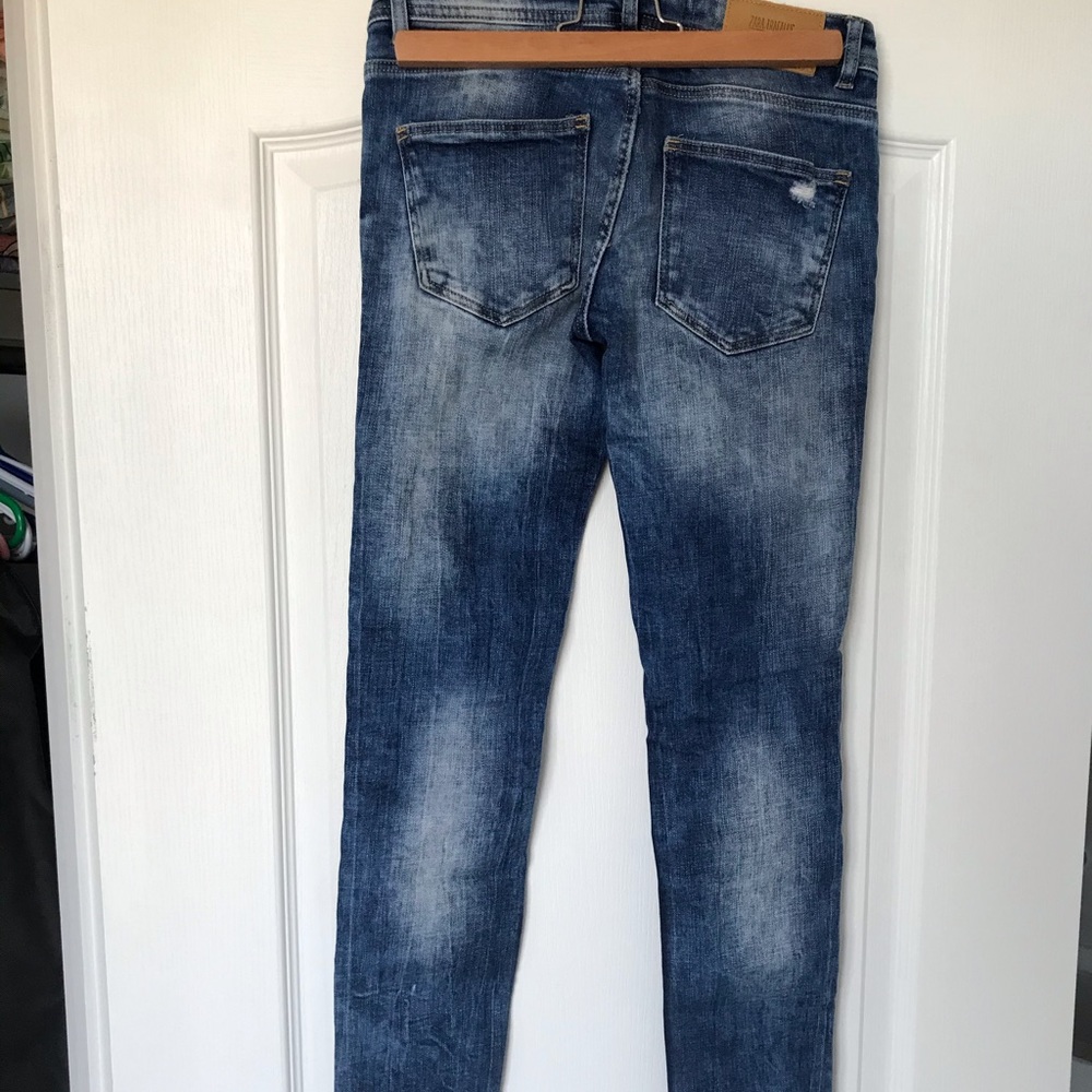 Zara distressed skinny jeans, size 24 - Picture 3 of 6